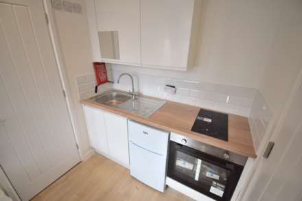 Studio 1, Oxford Road, Reading, Image 4