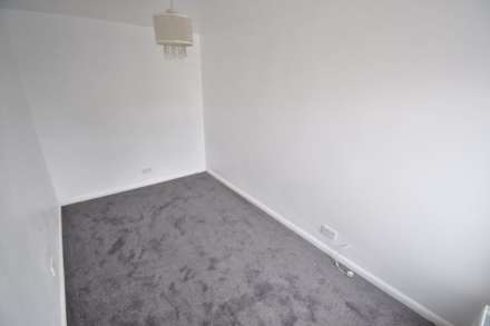 Old Whitley Wood Lane, Reading, Image 10