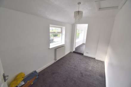 Old Whitley Wood Lane, Reading, Image 11