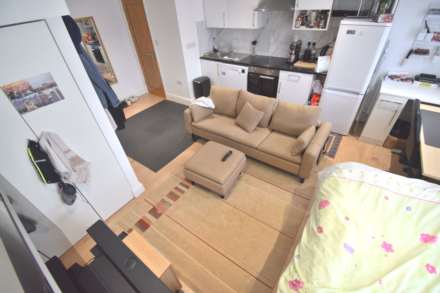 Property For Rent Upper Crown Street, Reading