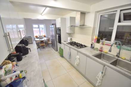 Radstock Road, Reading, Image 3