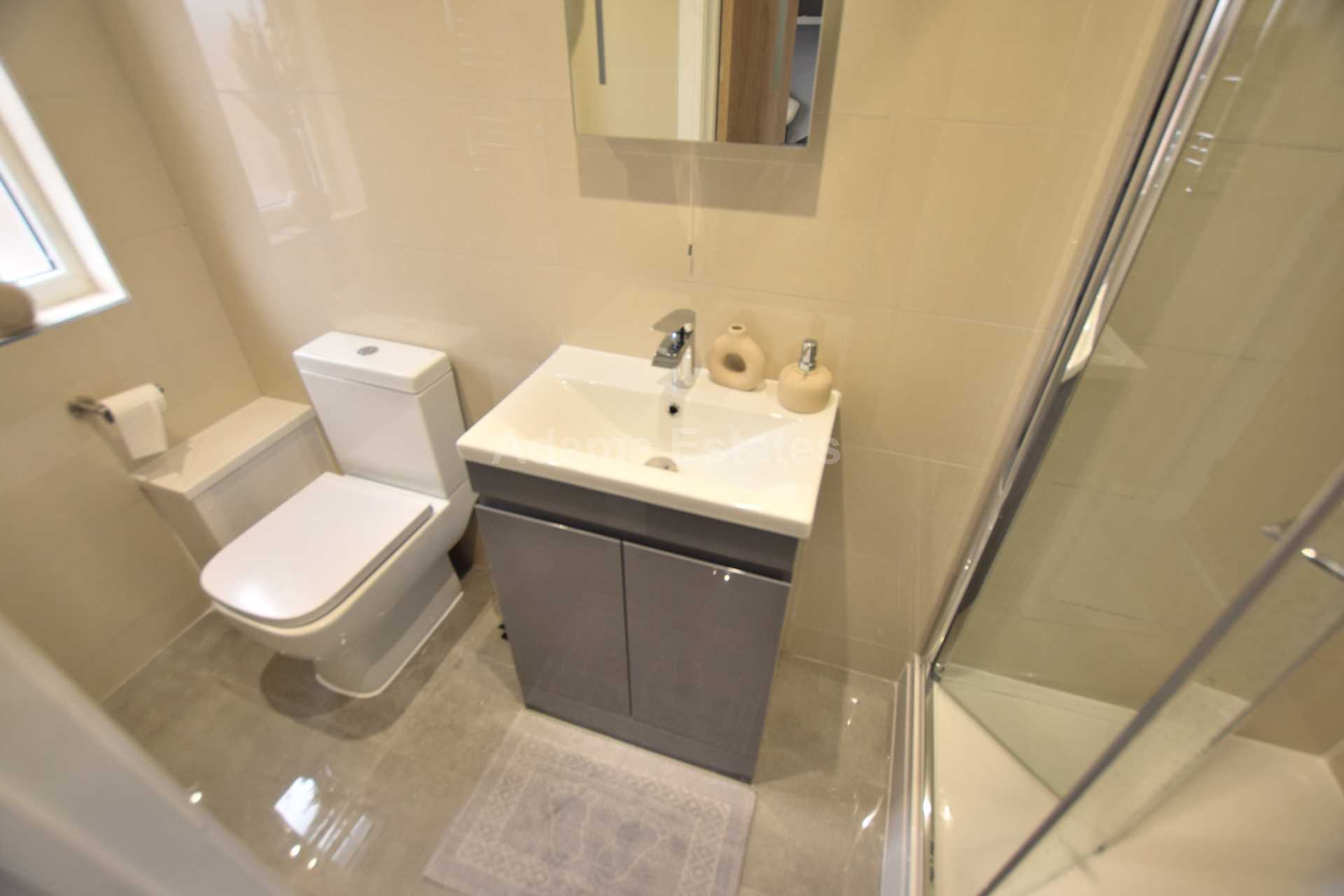 Sidmouth Street, Reading,, Image 13