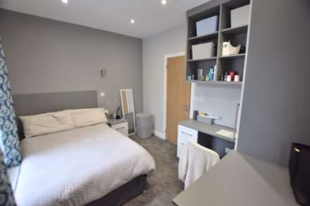 Sidmouth Street, Reading,, Image 6