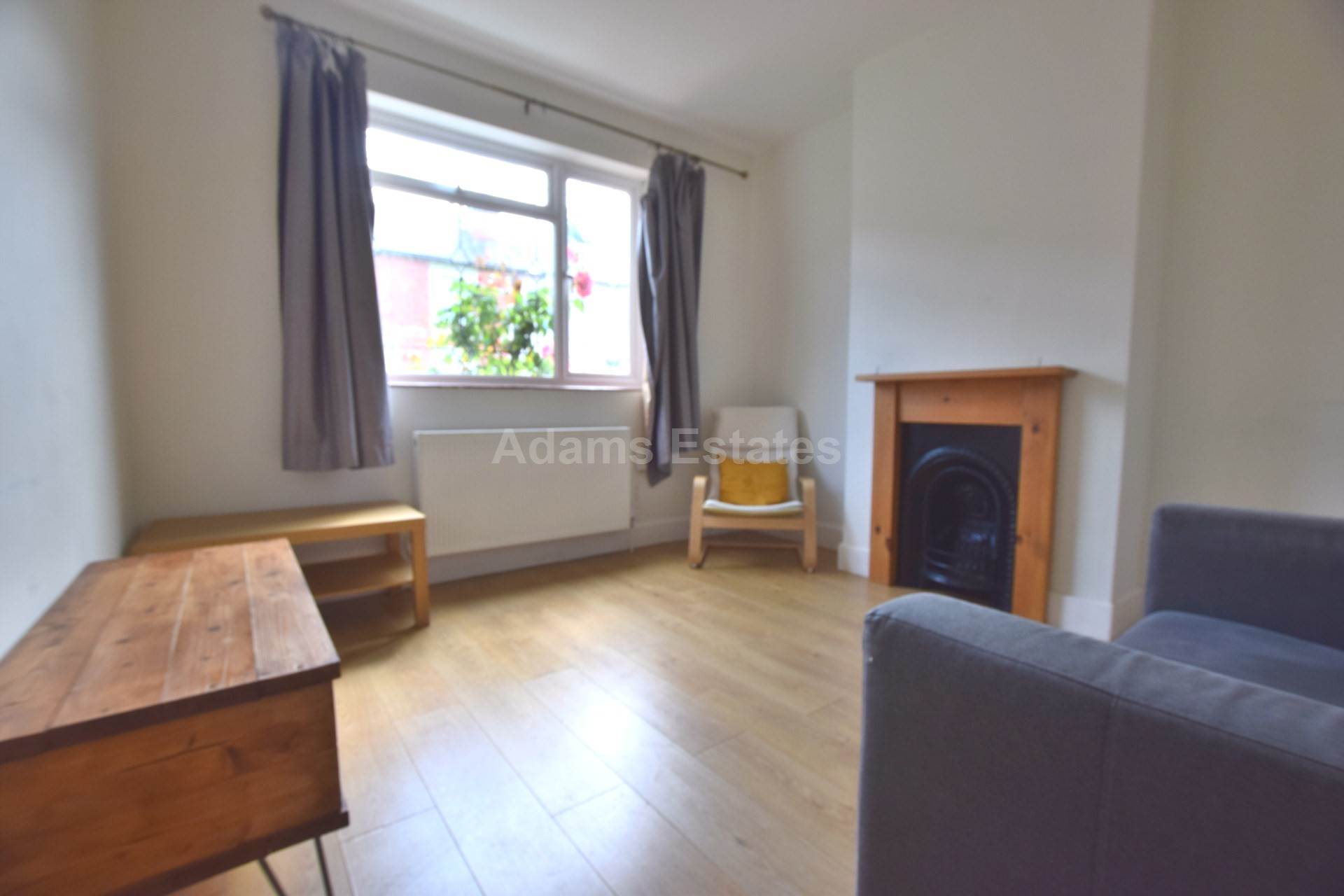 Donnington Gardens, Reading, Image 2