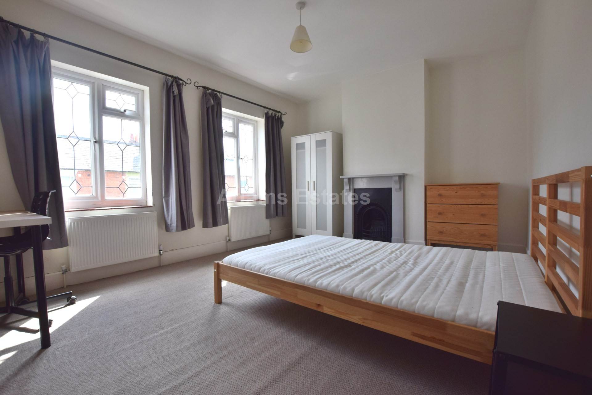 Donnington Gardens, Reading, Image 5