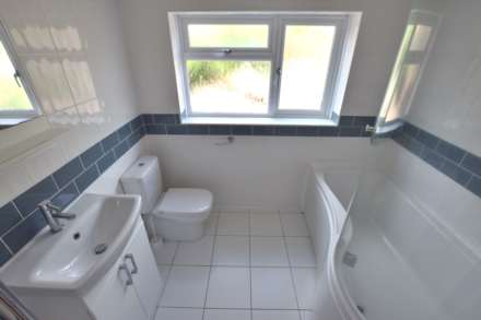 Donnington Gardens, Reading, Image 6