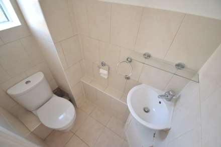 Heroes Walk, Reading, Image 7