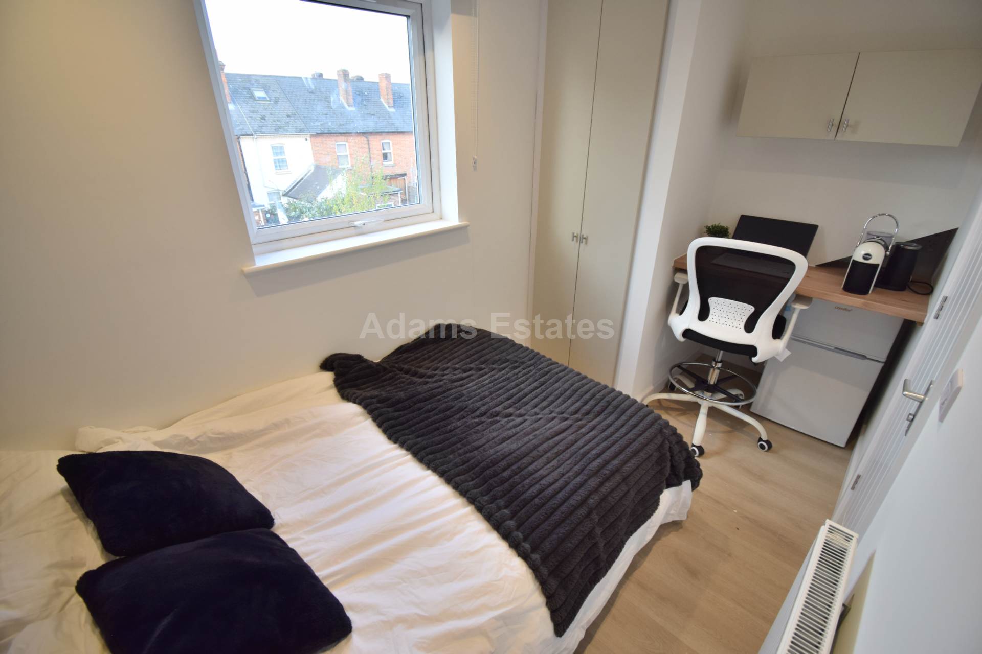 Connaught Road, Reading, Image 2