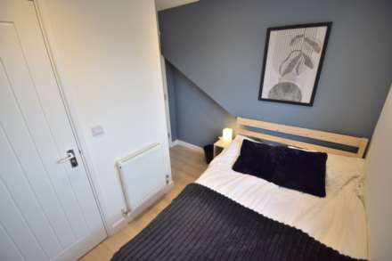 1 Bedroom Room (Double), Connaught Road, Reading