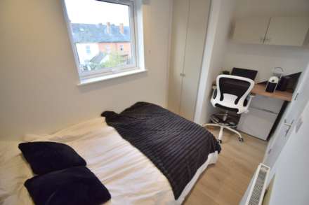 Connaught Road, Reading, Image 2