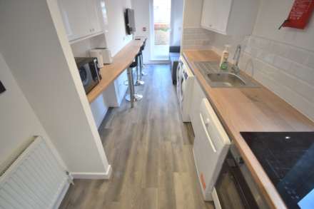 Connaught Road, Reading, Image 5