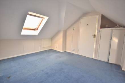 Chiltern Cresent, Earley, Reading, Image 14