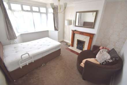 Chiltern Cresent, Earley, Reading, Image 3