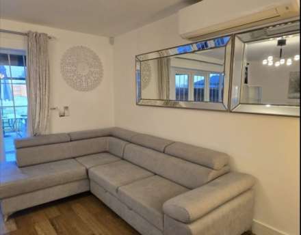 Rose Hill Cottages, Mill Lane, Image 3