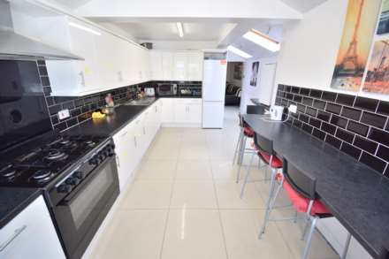 Cholmeley Road, Reading, Image 4