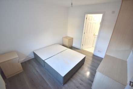 Erleigh Road, Reading, Image 5