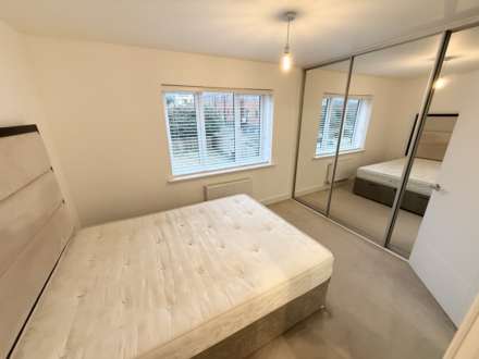 Woolhampton Way, Reading, Image 11