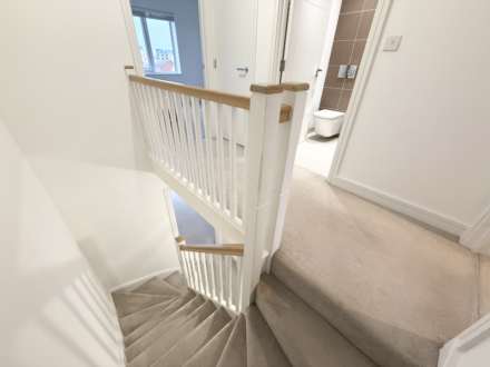 Woolhampton Way, Reading, Image 17