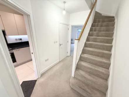 Woolhampton Way, Reading, Image 4