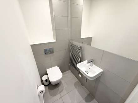 Woolhampton Way, Reading, Image 7