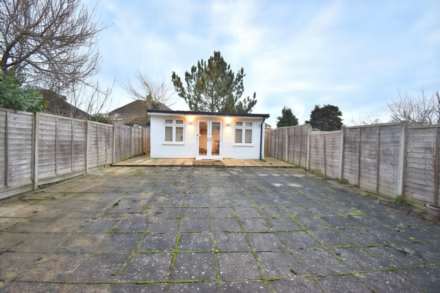 Erleigh Court Gardens, Reading, Image 18