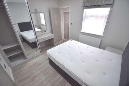 Oxford Road, Reading, Image 7