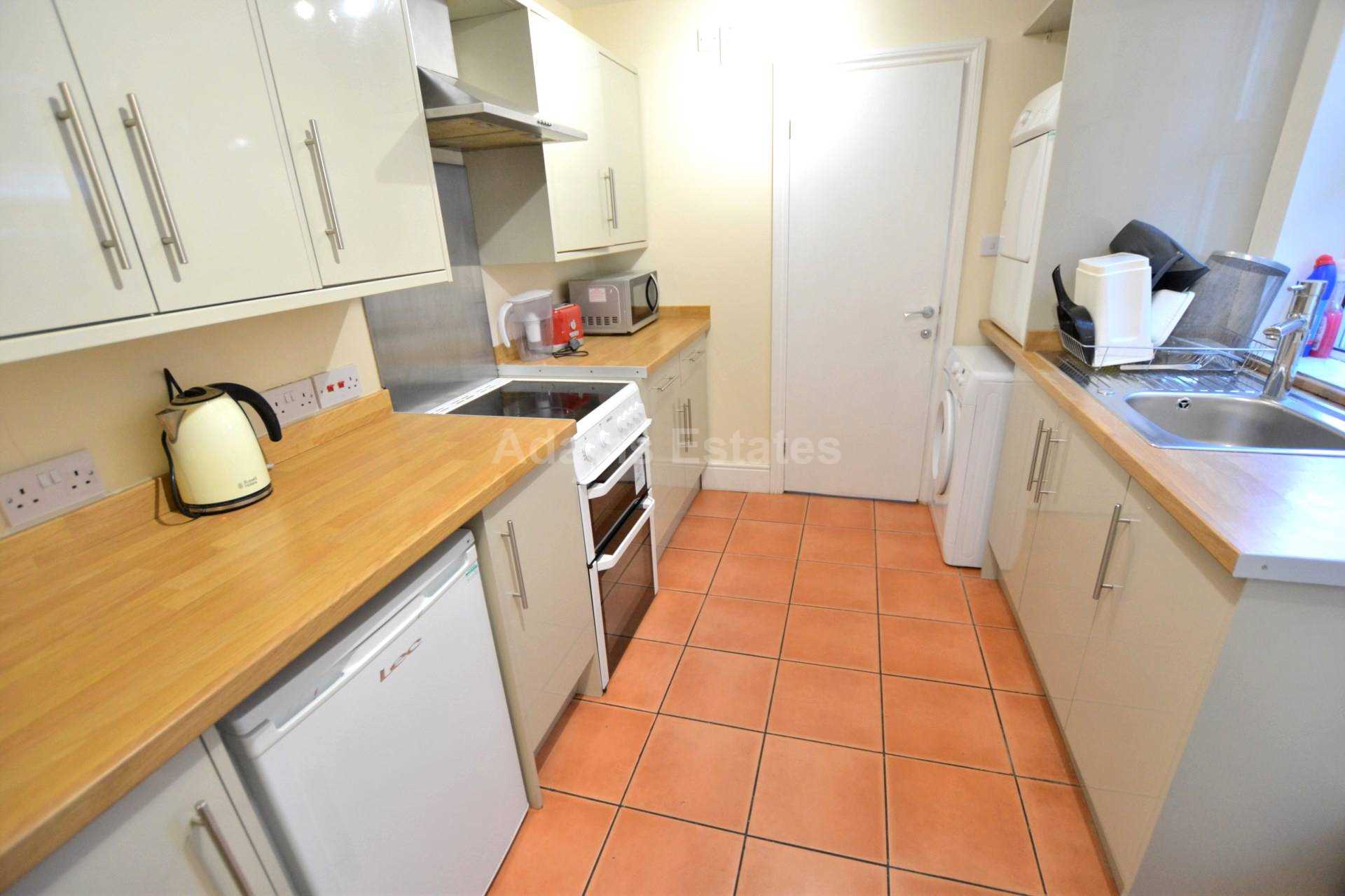 Curzon Street, Reading, Image 4