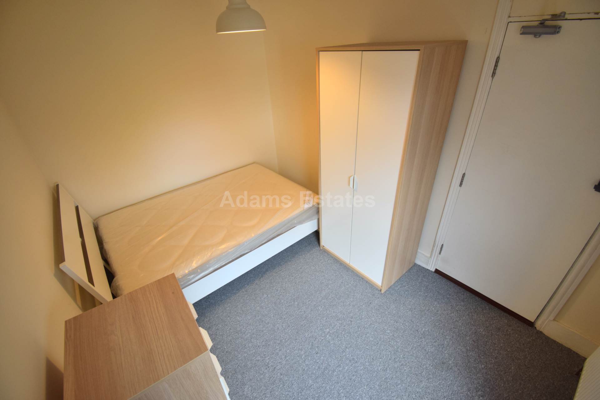 Curzon Street, Reading, Image 2