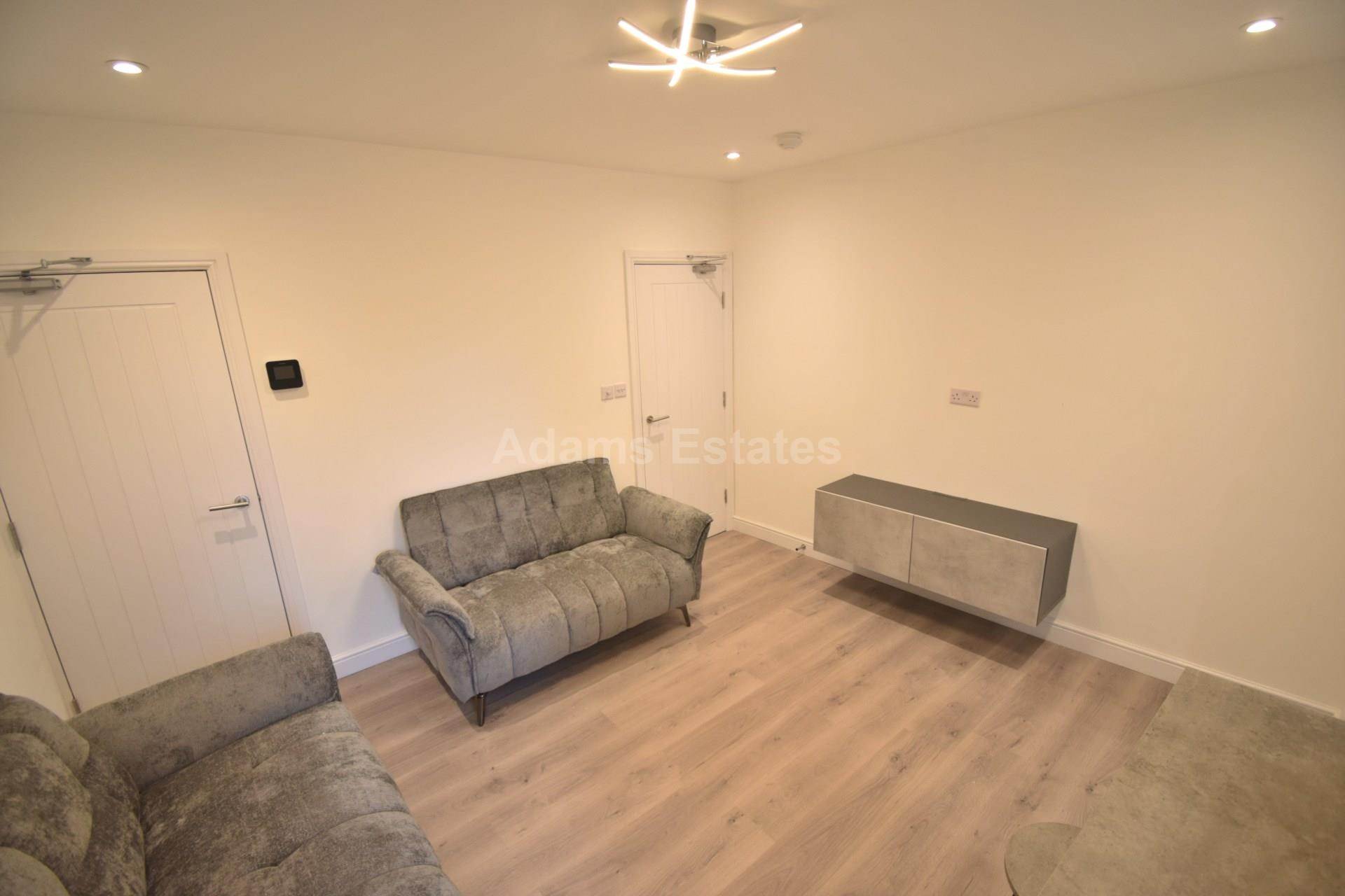 Cholmeley Road, Reading, Image 2