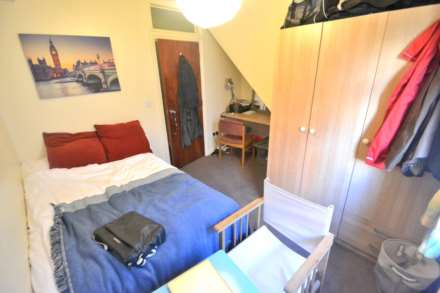 Eastern Avenue, Reading, Image 8