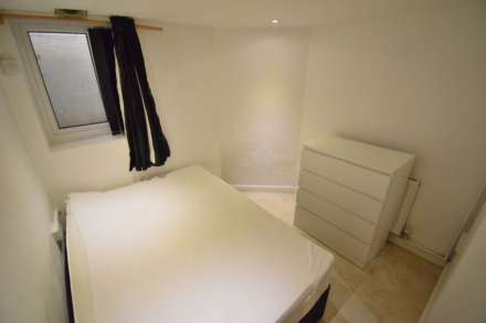 London Road, Reading, Image 5