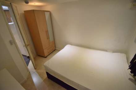 London Road, Reading, Image 6