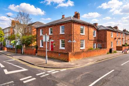 Russell Street, Reading, Image 1