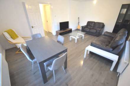 Erleigh Road, Reading, Image 4