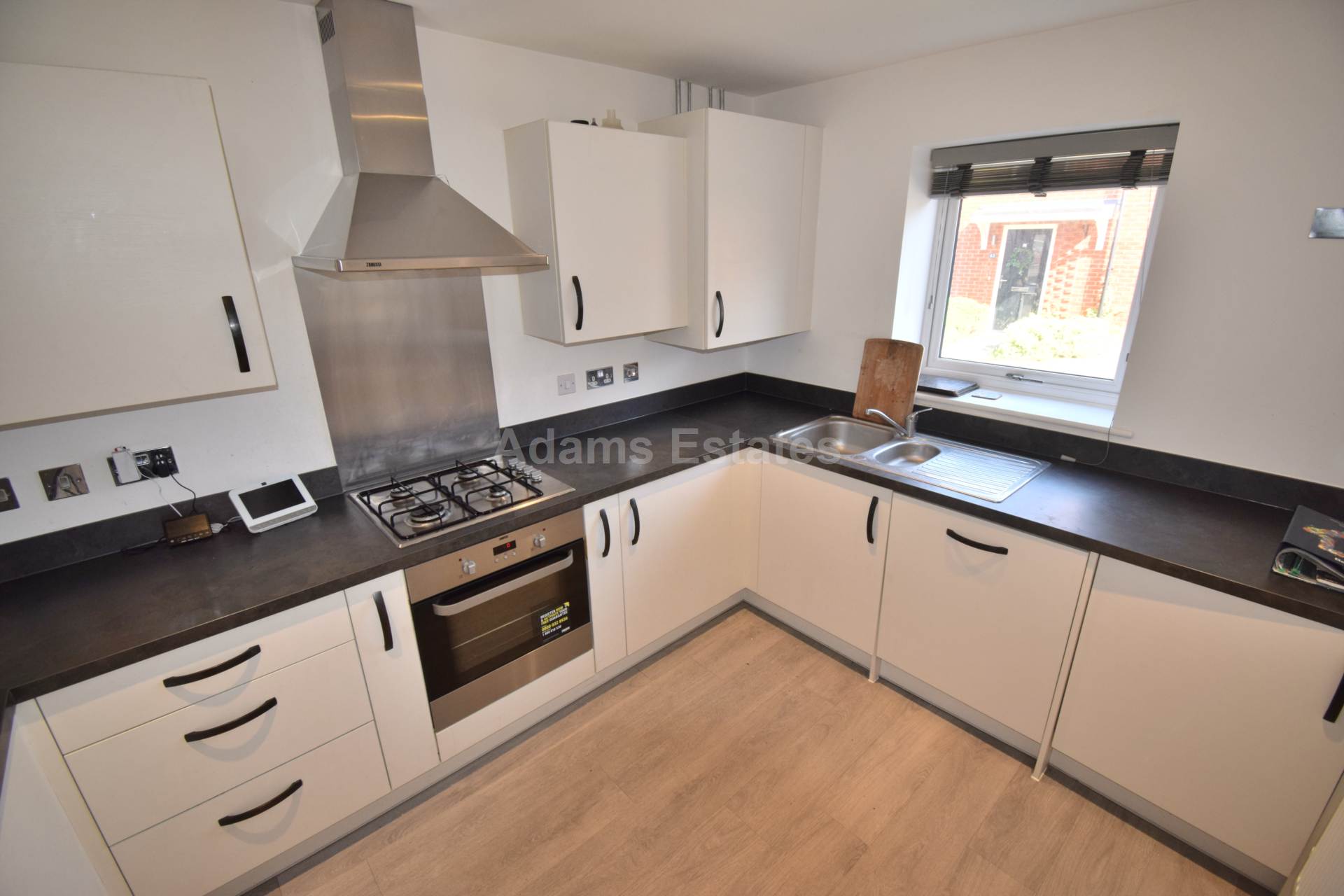 Nightingale Way, Reading, Image 3