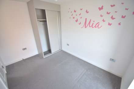 Nightingale Way, Reading, Image 10