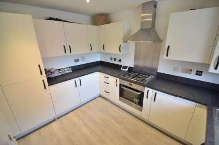 Nightingale Way, Reading, Image 2