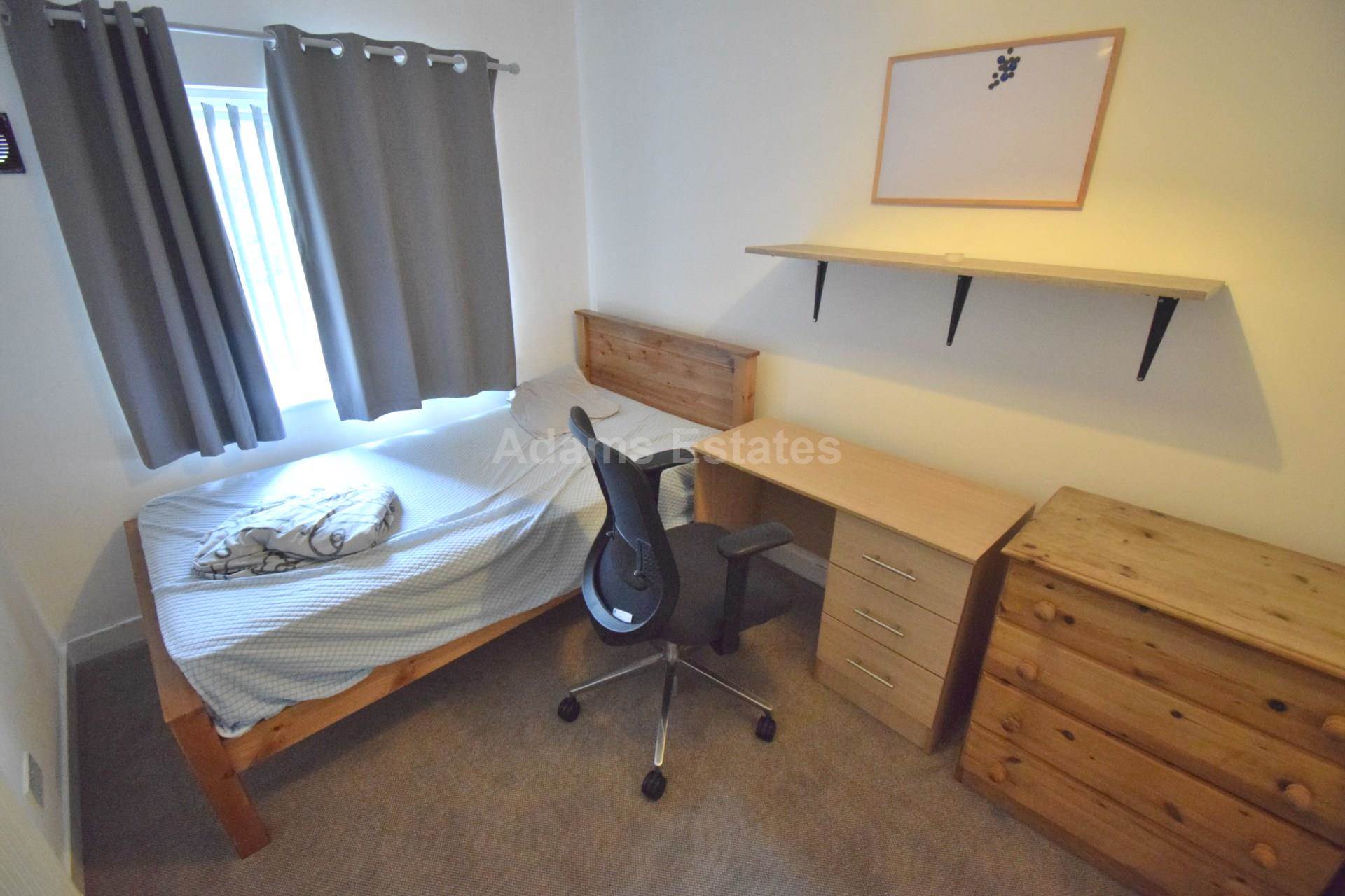 Donnington Gardens, University Area, Image 10