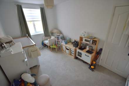 Mowbray Drive, Reading, Image 11