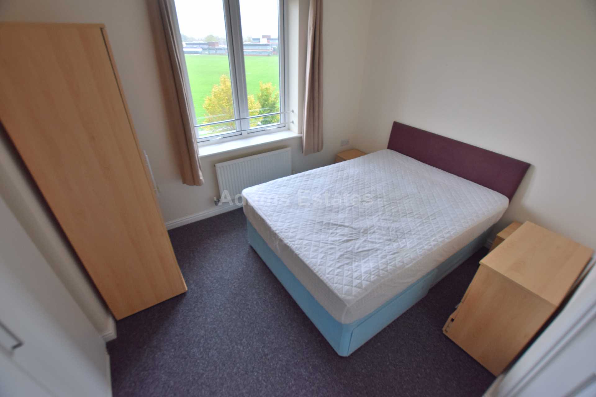 Kennet House, Regis Park Road, Reading, Image 5