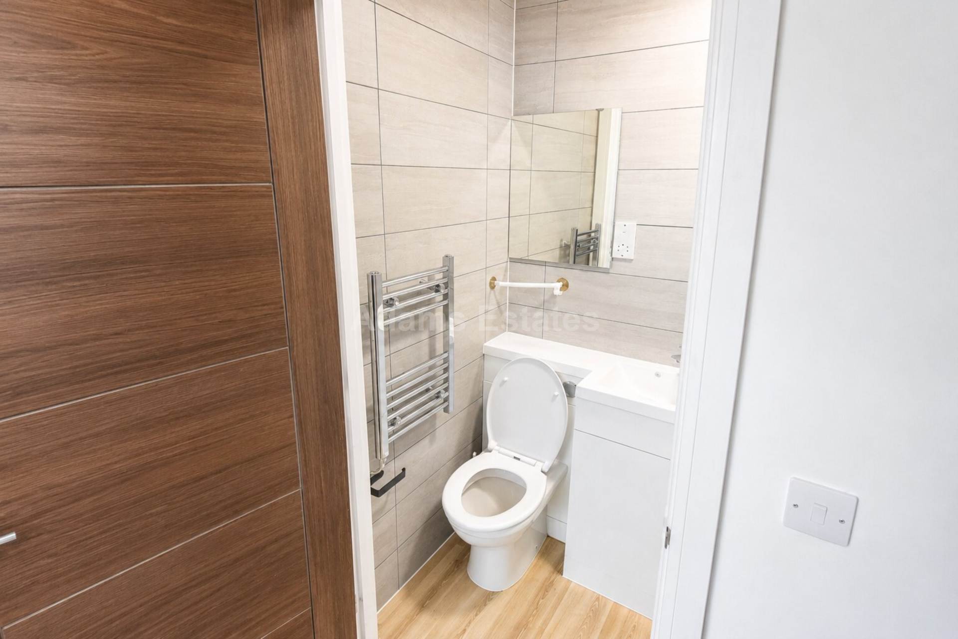 Charndon Close, Reading, Image 3