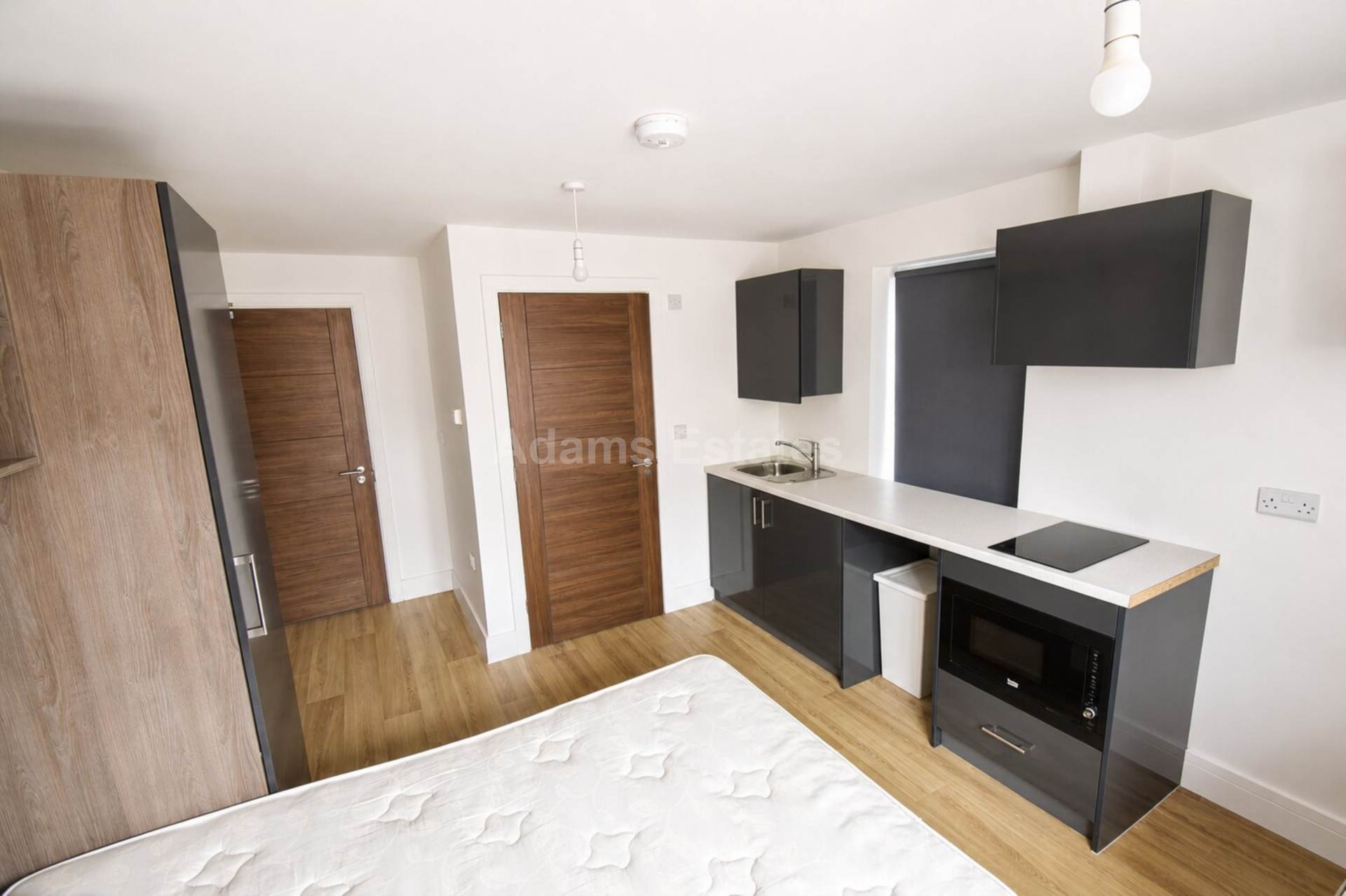 Charndon Close, Reading, Image 2