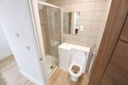 Charndon Close, Reading, Image 5
