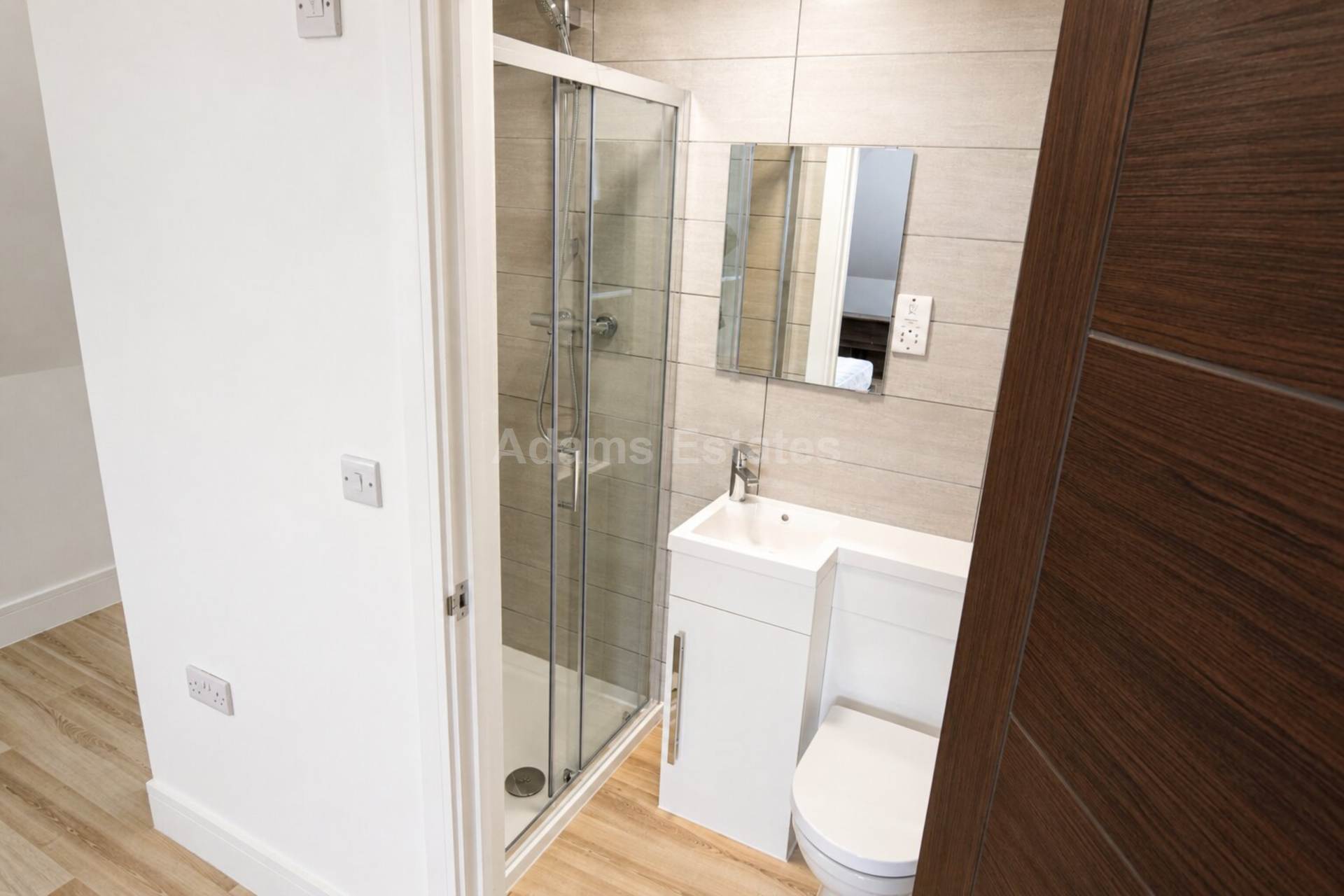 Charndon Close, Reading, Image 5