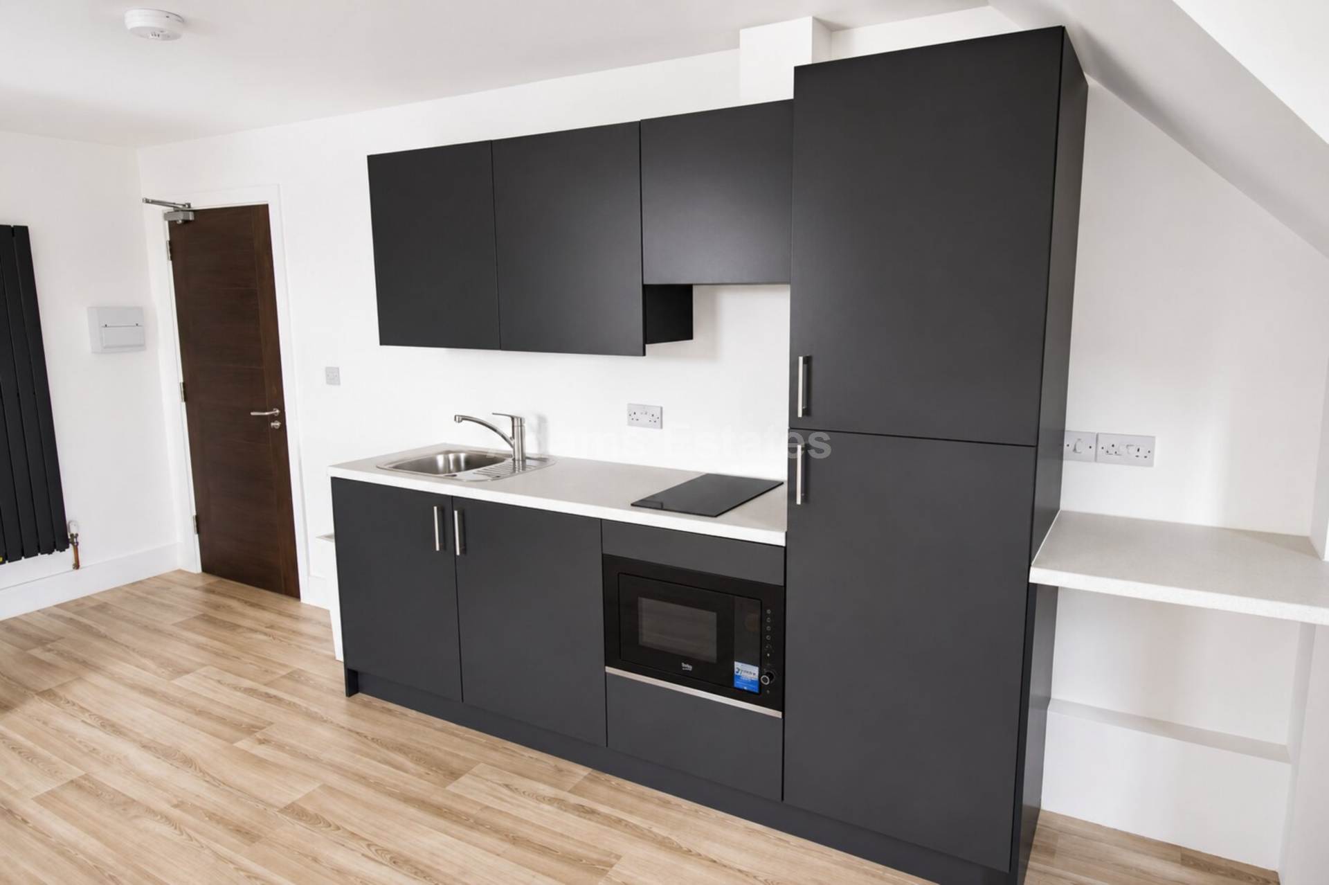 Charndon Close, Reading, Image 3