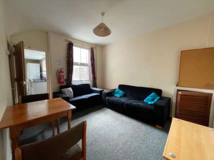 Blenheim Road, Reading, Image 2