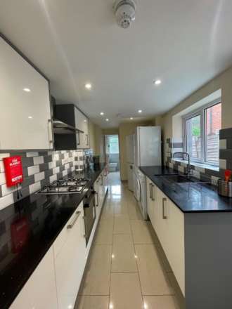 Blenheim Road, Reading, Image 3