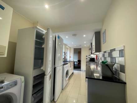 Blenheim Road, Reading, Image 4