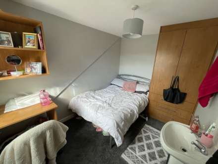 Blenheim Road, Reading, Image 8