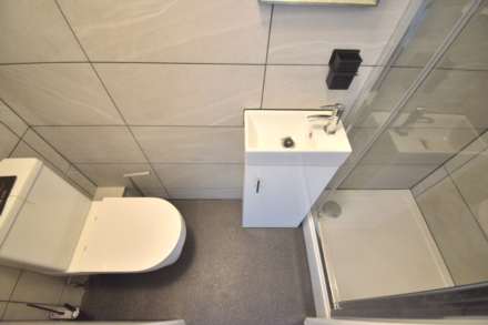 Basingstoke Road, Reading, Image 13